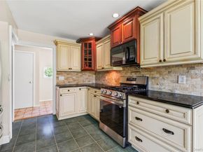 4 Mark Drive, Rye Brook NY 10573