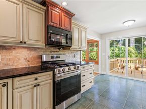 4 Mark Drive, Rye Brook NY 10573