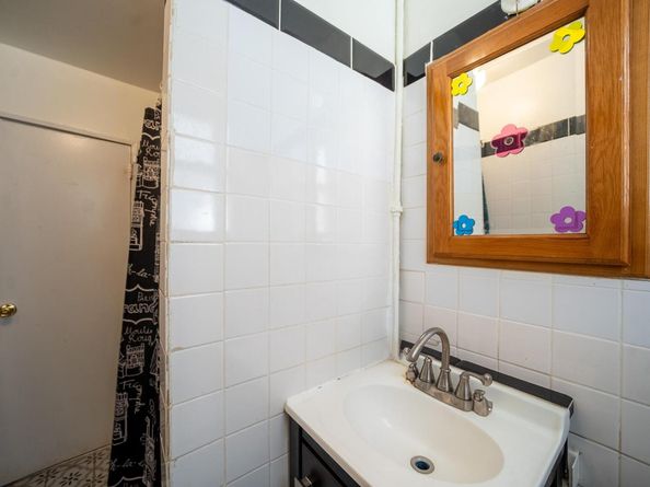 19 Brighton 10th Path, Brooklyn NY 11235