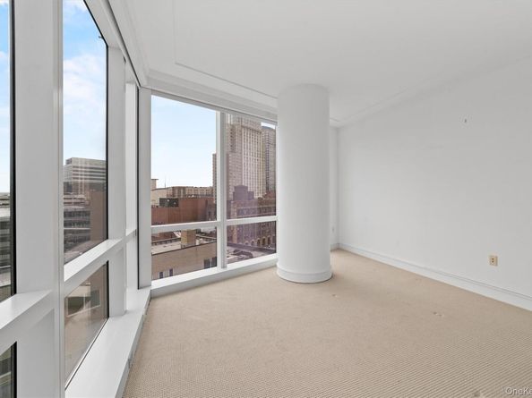 5 Renaissance Square 10G, White Plains NY 10601