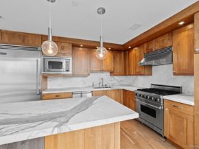 5 Renaissance Square 10G, White Plains NY 10601