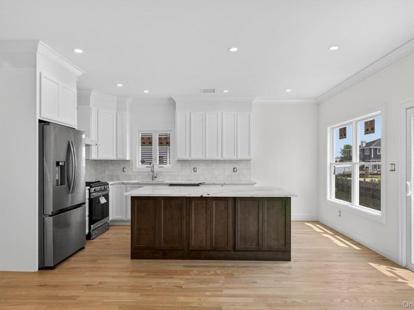 1108 Washington Place, Baldwin Harbor NY 11510