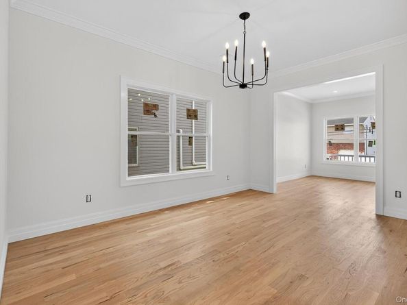 1108 Washington Place, Baldwin Harbor NY 11510