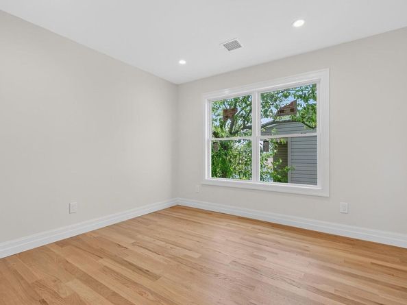 1108 Washington Place, Baldwin Harbor NY 11510