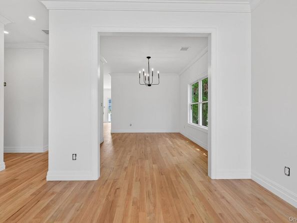1108 Washington Place, Baldwin Harbor NY 11510