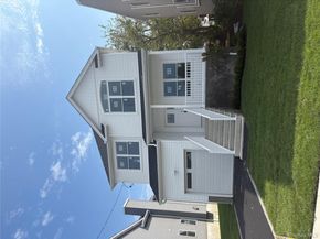 1108 Washington Place, Baldwin Harbor NY 11510