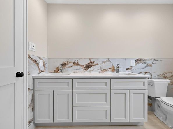 1108 Washington Place, Baldwin Harbor NY 11510
