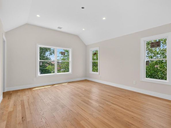 1108 Washington Place, Baldwin Harbor NY 11510