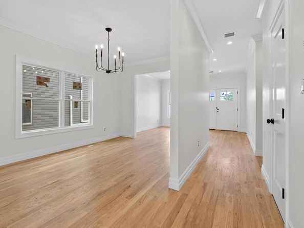 1108 Washington Place, Baldwin Harbor NY 11510