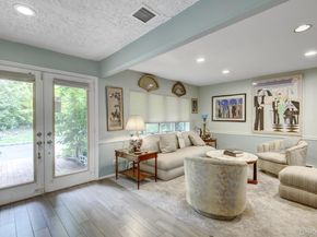 61 Locust Lane, Roslyn Heights NY 11577