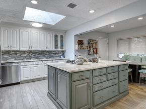 61 Locust Lane, Roslyn Heights NY 11577