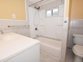 8102 164th Place, Jamaica Hills NY 11432