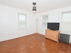 8102 164th Place, Jamaica Hills NY 11432