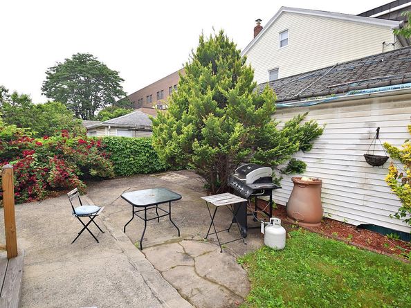 8102 164th Place, Jamaica Hills NY 11432