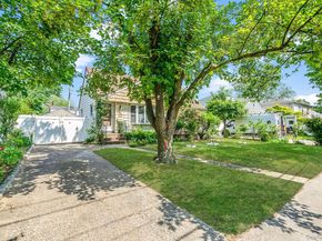 859 Franklin Avenue, Valley Stream NY 11580