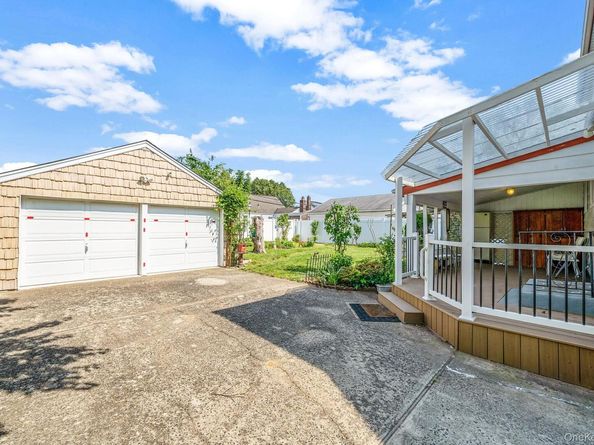 859 Franklin Avenue, Valley Stream NY 11580