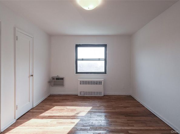 67-09 136 Street B, Kew Garden Hills NY 11367