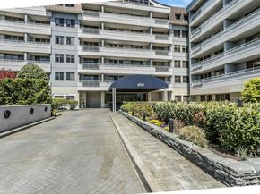 100 Harbor View Drive 249, Port Washington NY 11050
