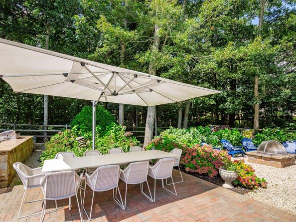 652 Noyack Path, Water Mill NY 11976