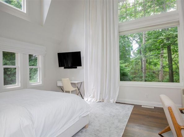 652 Noyack Path, Water Mill NY 11976