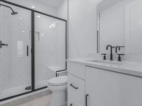 1 Sequoia Circle, Manhasset NY 11030