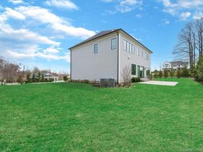1 Sequoia Circle, Manhasset NY 11030
