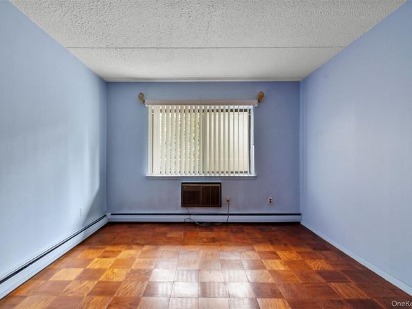 687 Bronx River Road 2A, Yonkers NY 10704