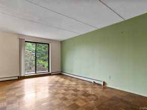 687 Bronx River Road 2A, Yonkers NY 10704
