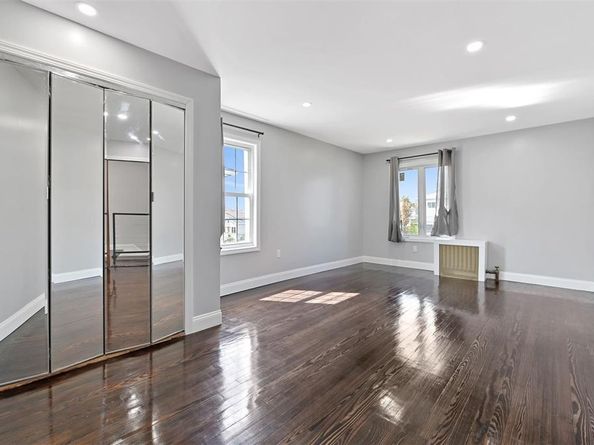 16309 99th Street, Howard Beach NY 11414