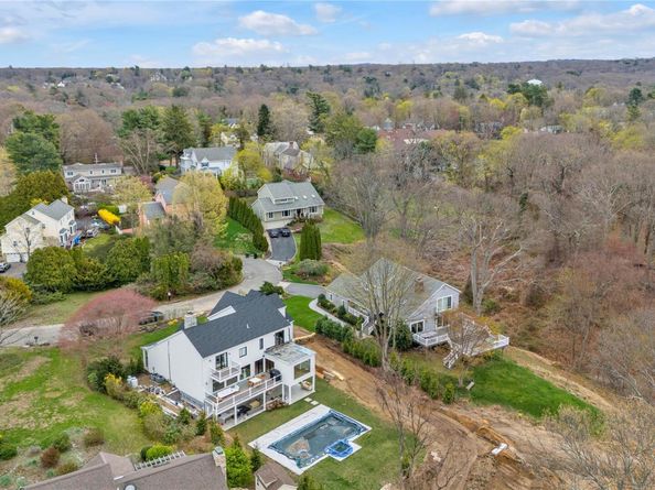 14 Harbor Crest Court, Huntington NY 11743