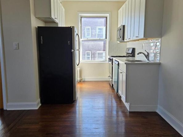 59-11 Queens Boulevard 5H, Woodside NY 11377