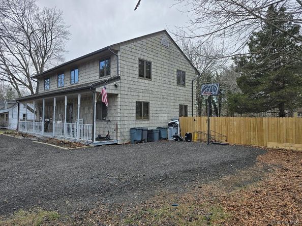 484 Bicycle Path, Port Jefferson Station NY 11776