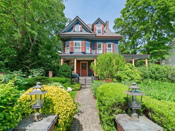 175 Ivy Street, Oyster Bay NY 11771