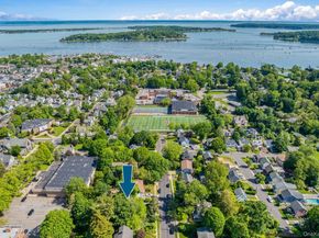 175 Ivy Street, Oyster Bay NY 11771