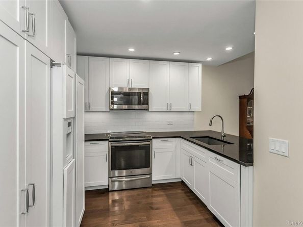 433 Main Street 203, Port Washington NY 11050