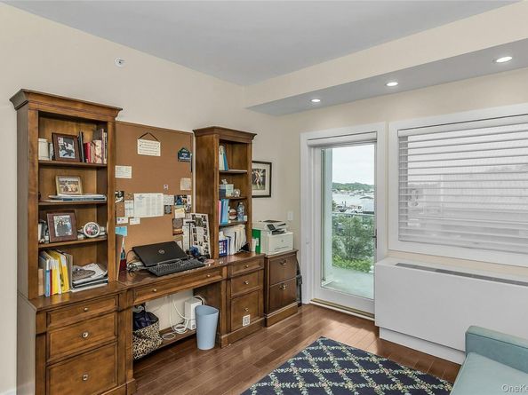 433 Main Street 203, Port Washington NY 11050