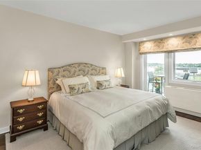 433 Main Street 203, Port Washington NY 11050