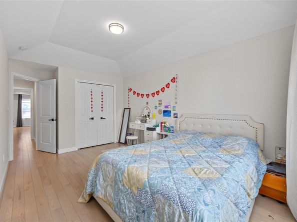 3875 South Street, Seaford NY 11783