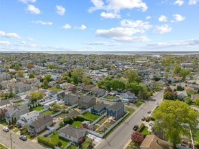 3875 South Street, Seaford NY 11783