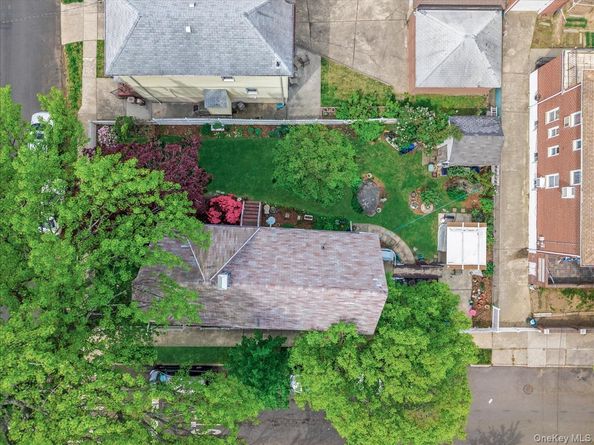 123-19 7 Avenue, College Point NY 11356