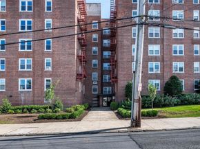 90 Union Street 1A, New Rochelle NY 10801-2426