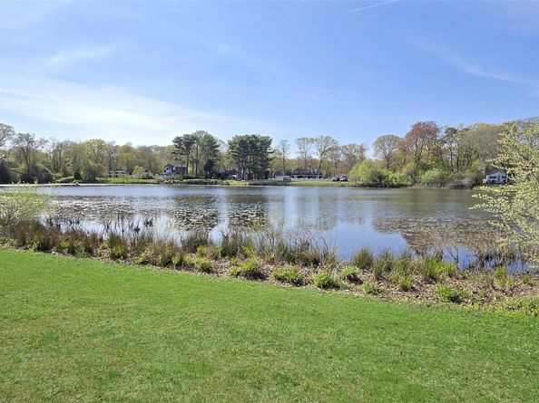225 Lake Pointe Circle 1, Middle Island NY 11953