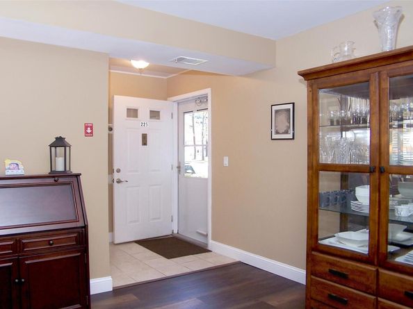 225 Lake Pointe Circle 1, Middle Island NY 11953