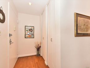 30 BARSTOW Road 3A, Great Neck NY 11021