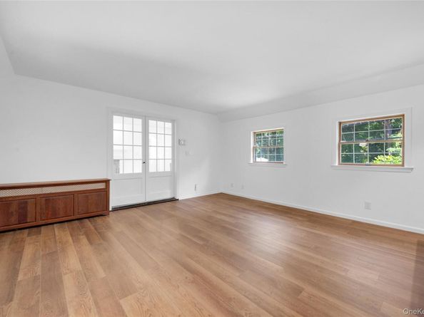 355 Sprain Road, Yonkers NY 10710