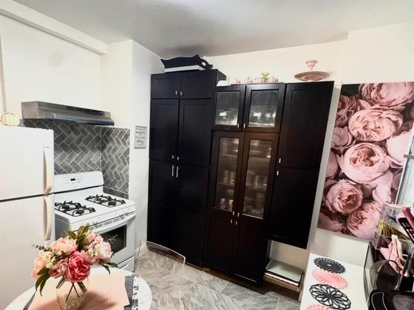 1100 Grand Concourse 1A, Bronx NY 10456