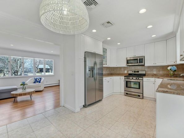 4645 Rocky Point Road, East Marion NY 11939