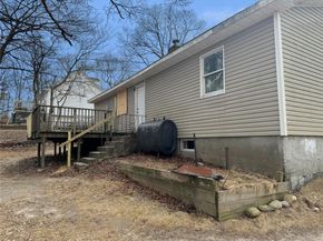 53 W Yaphank Road, Medford NY 11763