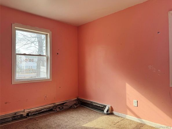 53 W Yaphank Road, Medford NY 11763