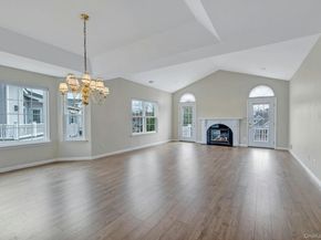 521 Highland Court 521, Moriches NY 11955